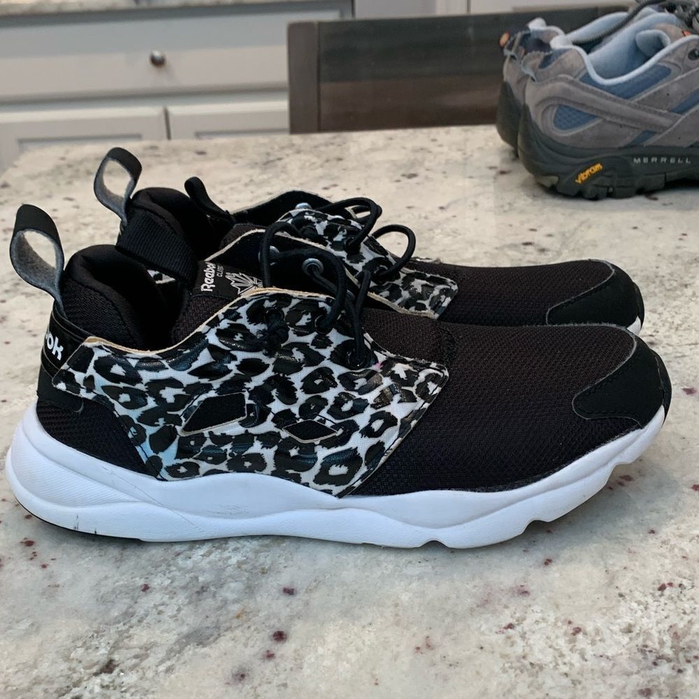Reebok Furylite Leopard Sneakers sz 5